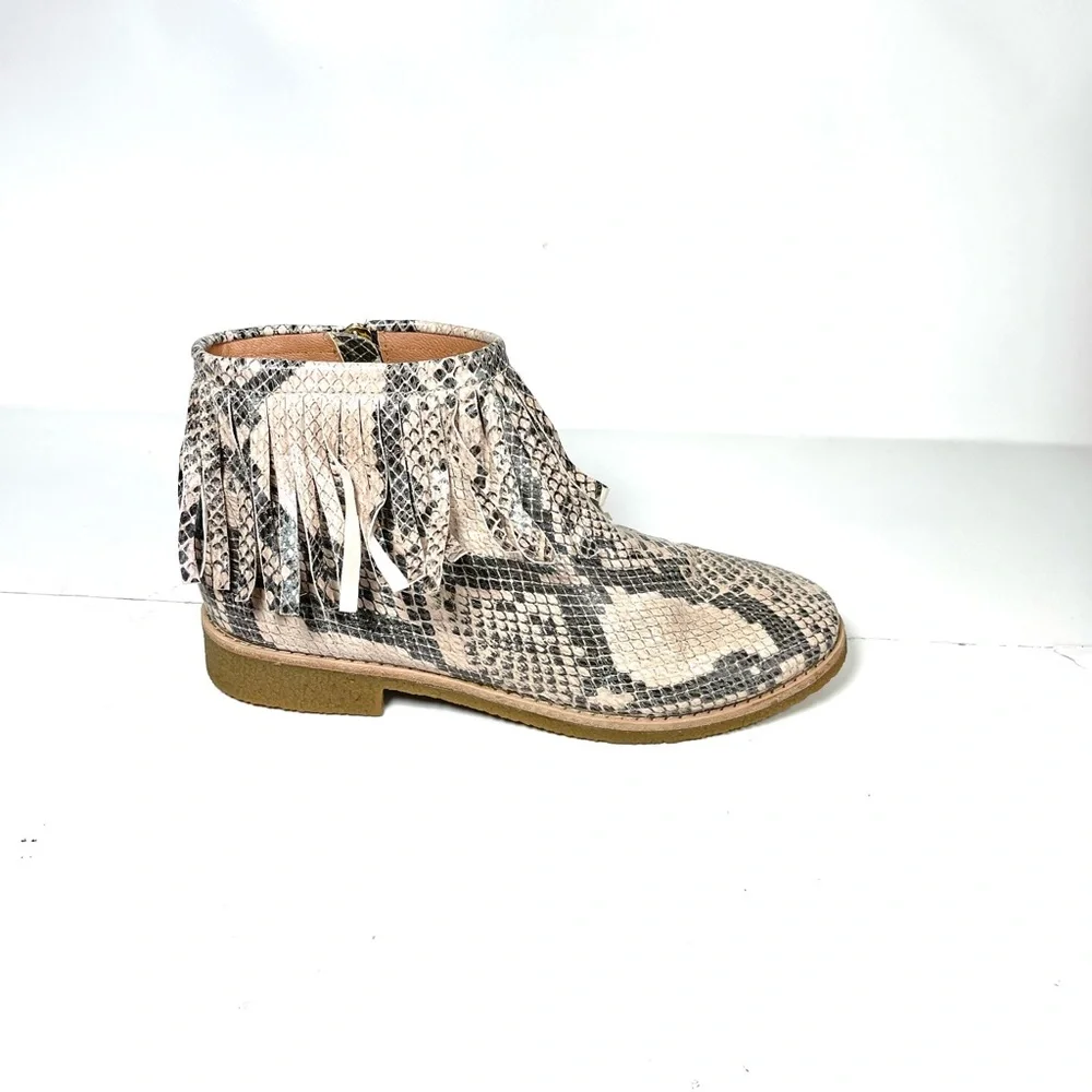 Kate‎ Spade Betsie Ankle Boots Womens 7M Too Fringed Snakeskin Embossed Leather